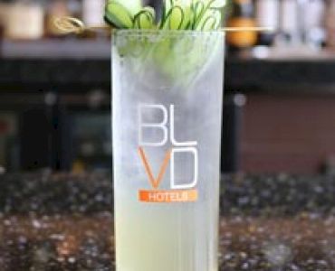 BLVD Hotel & Studios