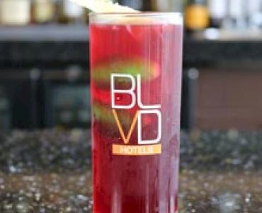 BLVD Hotel & Studios