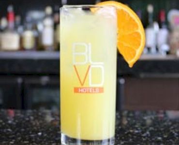 BLVD Hotel & Studios
