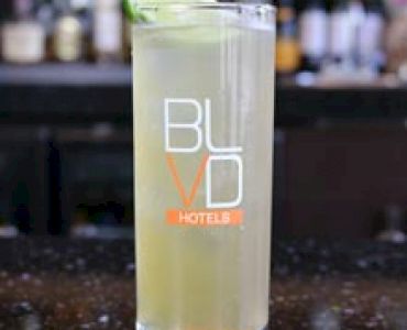 BLVD Hotel & Studios