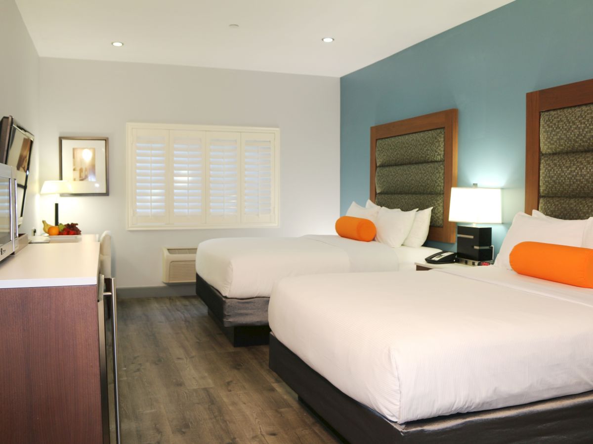 BLVD Hotel & Studios
