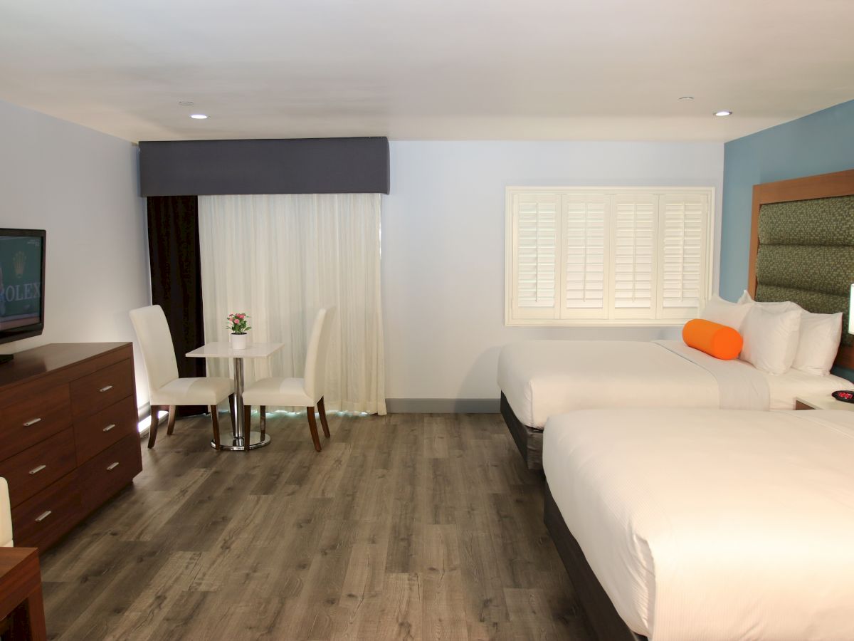 BLVD Hotel & Studios