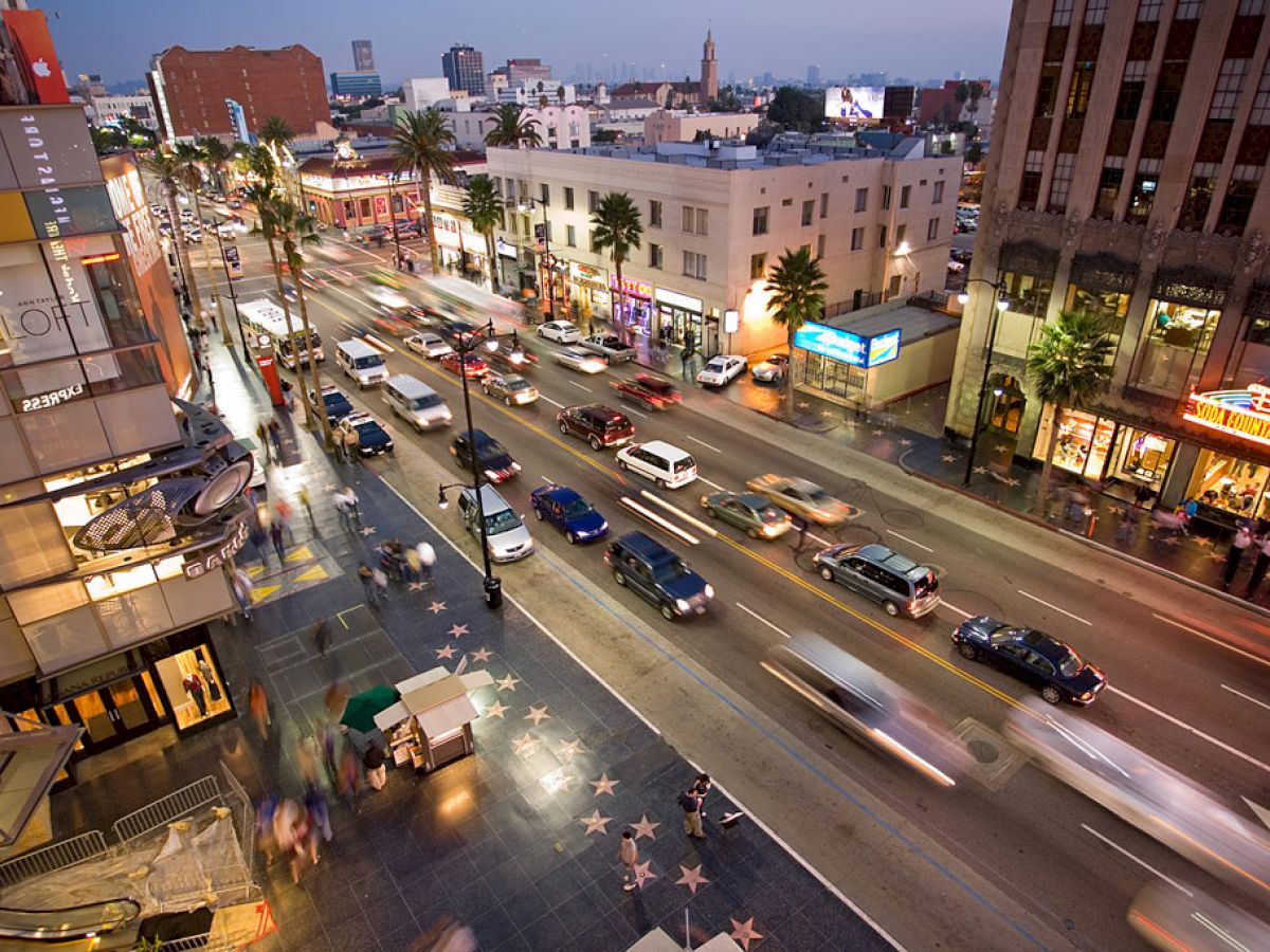 BLVD Hotel & Studios